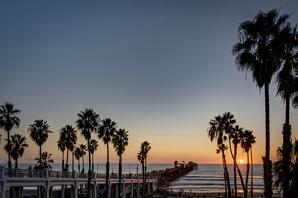 Oceanside 200105 sunset 101_2_3_4_5